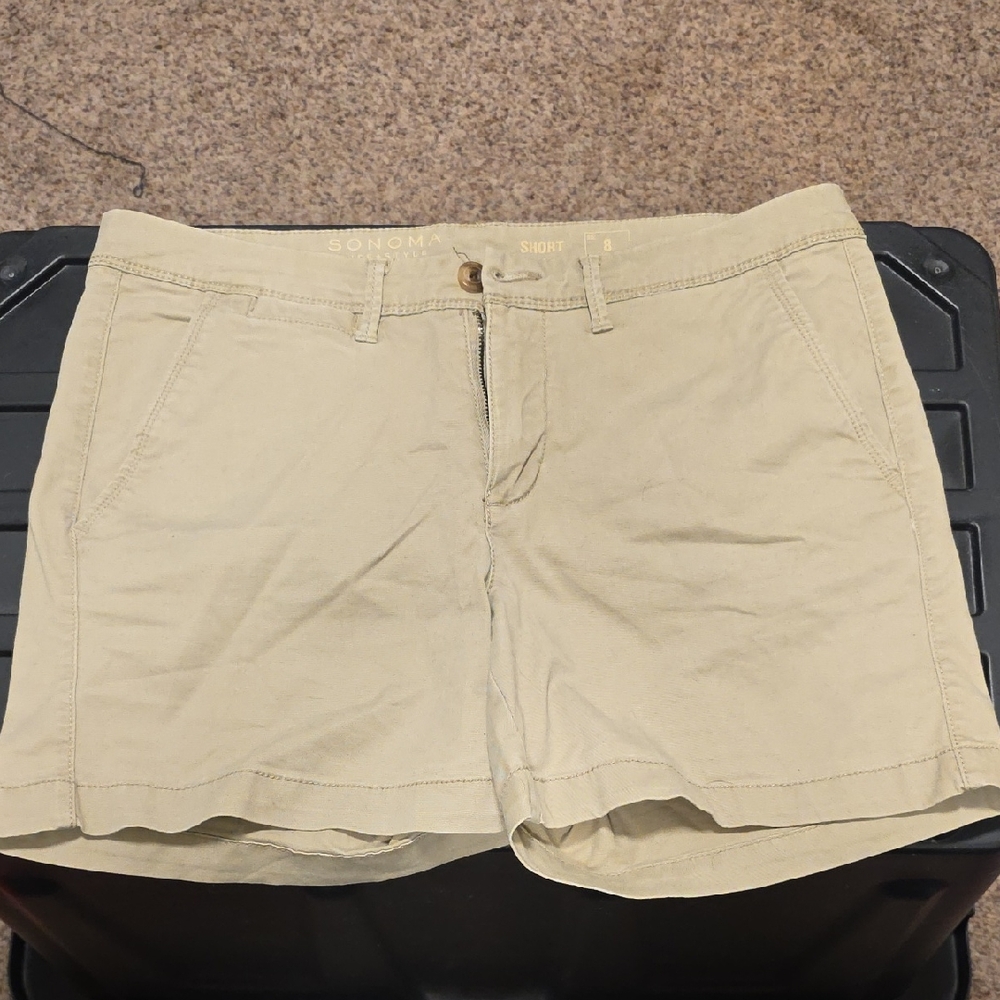 Sonoma Women's Light Tan Cargo Shorts
